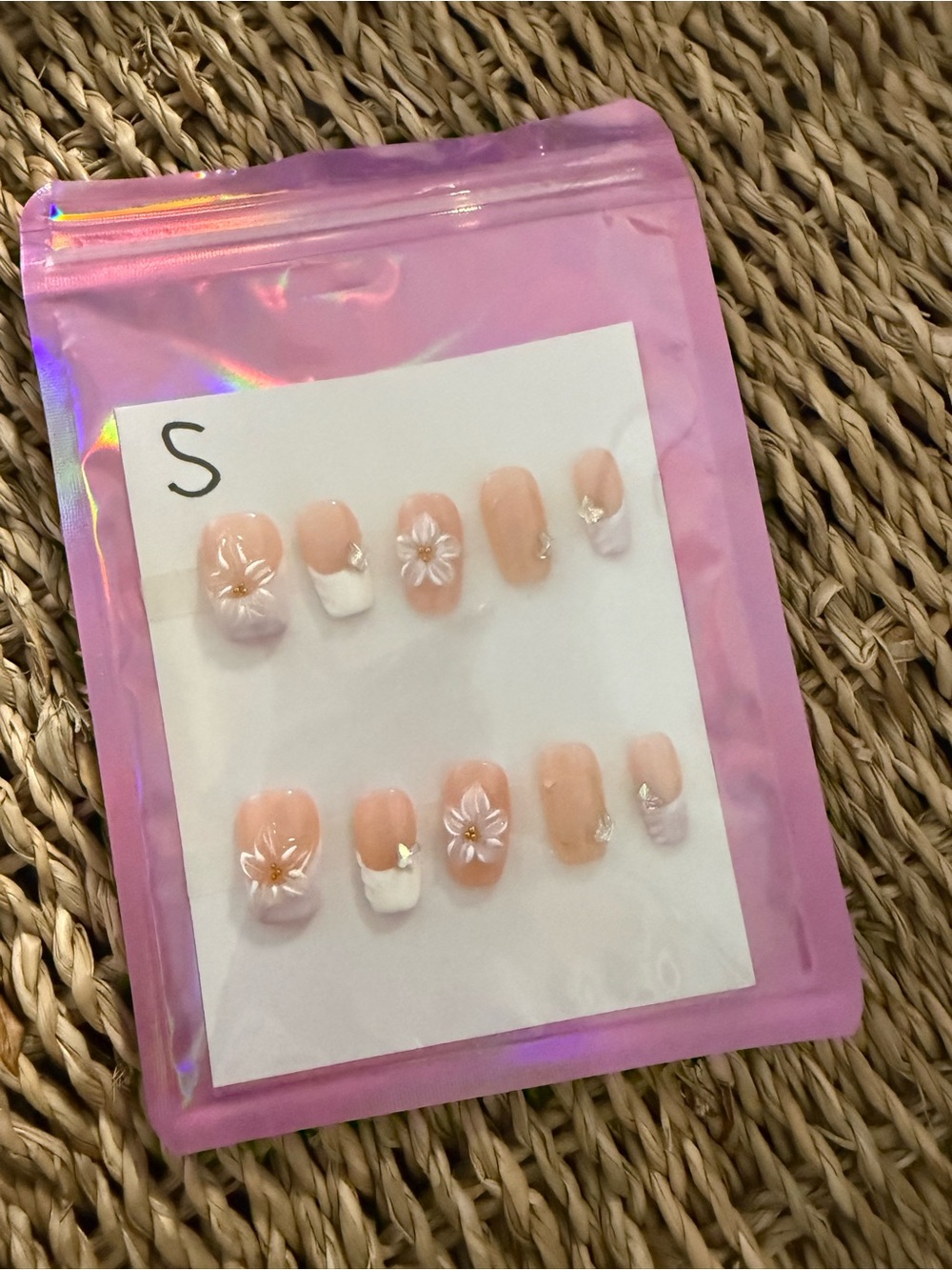 🌸 lavender & White Floral Press-On Nail Set 🌸